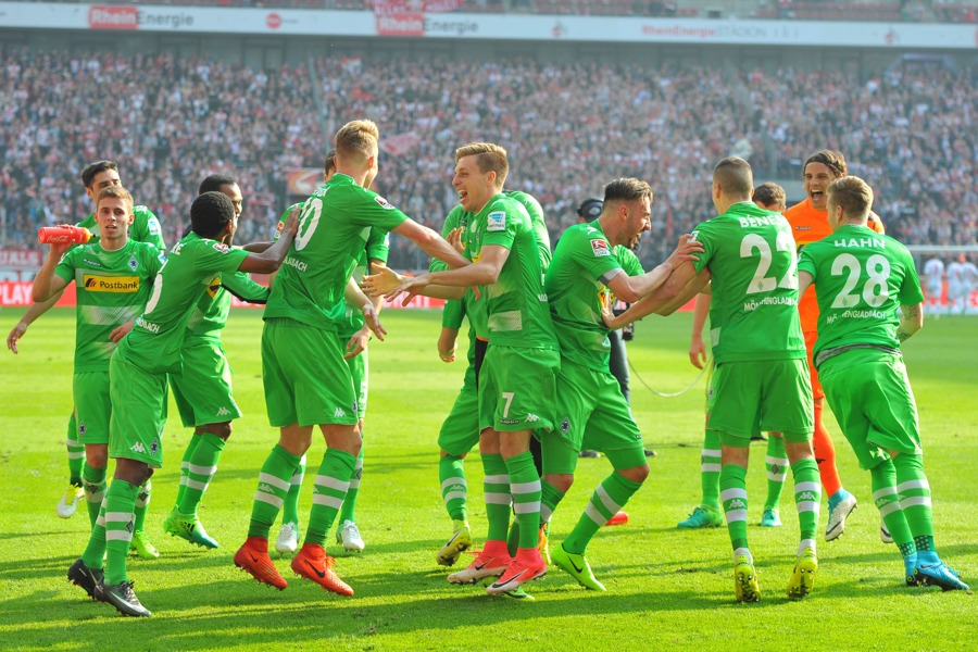 Tanzende Fohlen in Müngersdorf (Foto: Norbert Jansen / Fohlenfoto)